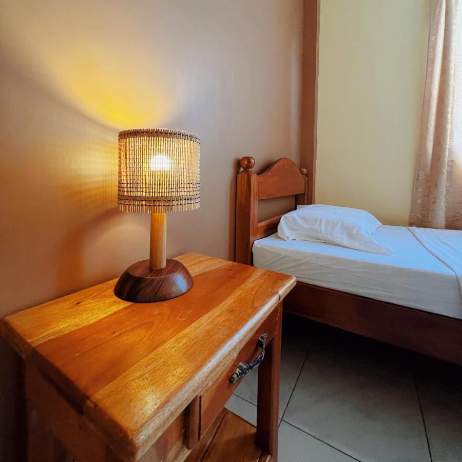 Balayong Pension Puerto Princesa Zewnętrze zdjęcie
